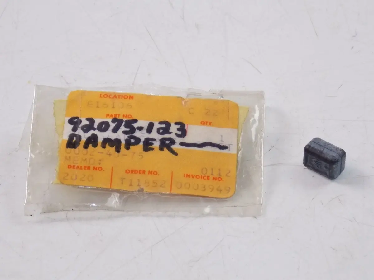 Nos Kawasaki 1973-1983 Rubber Damper Z1 Kz650 Kz750 Kz900 Kz1000 92075-123 1