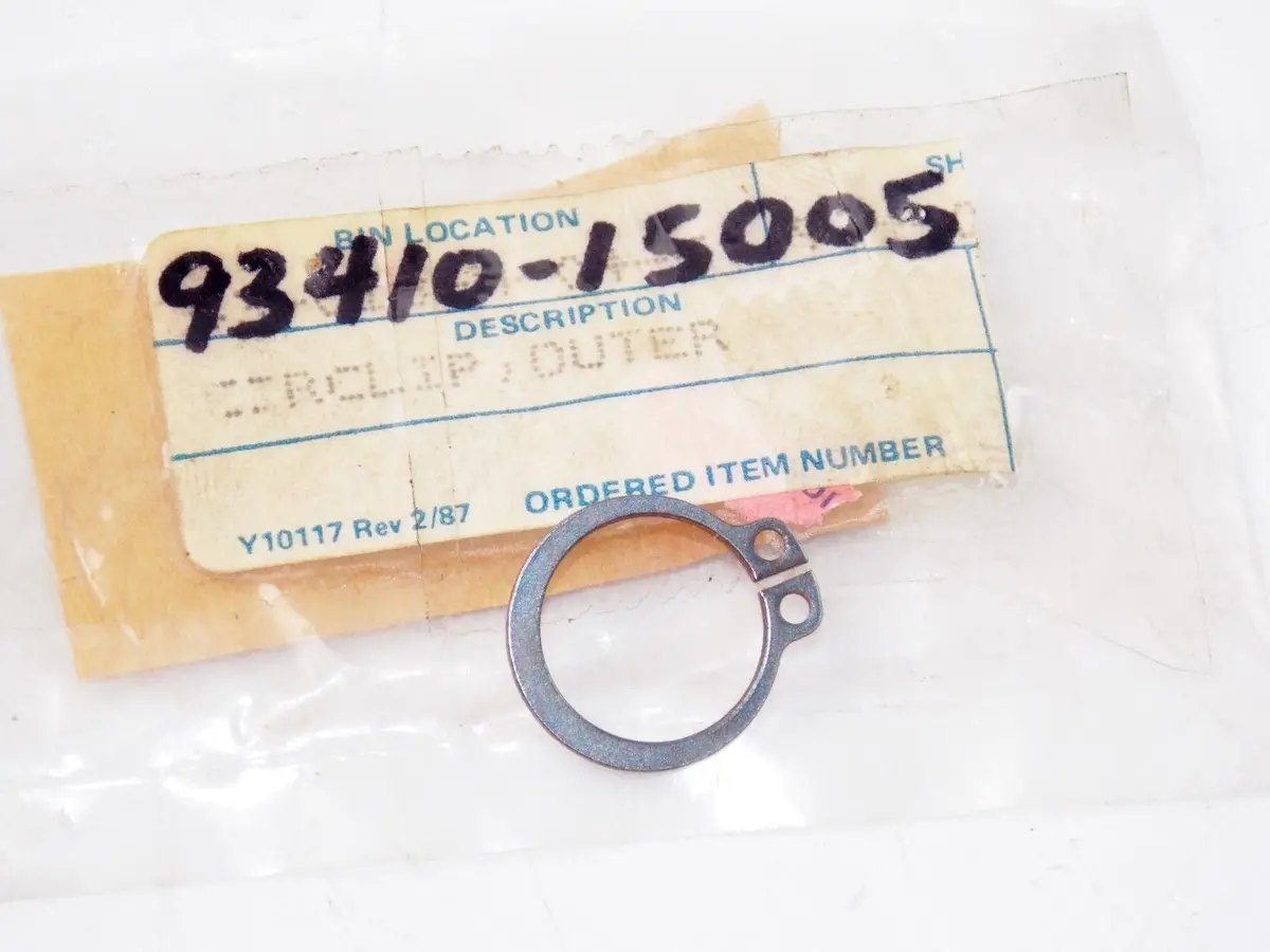 Nos Yamaha 1966-1978 U5 U5e  At1e  At1m Hs1 Hs1b Dt250a Circlip(55X) 93410-15005 1