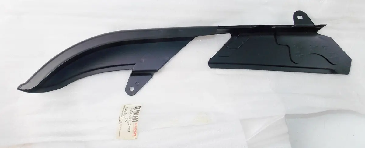 Nos Oem New Yamaha 1982 Xs400 Xs 400 Chain Guard Case 16M-22311-00 1