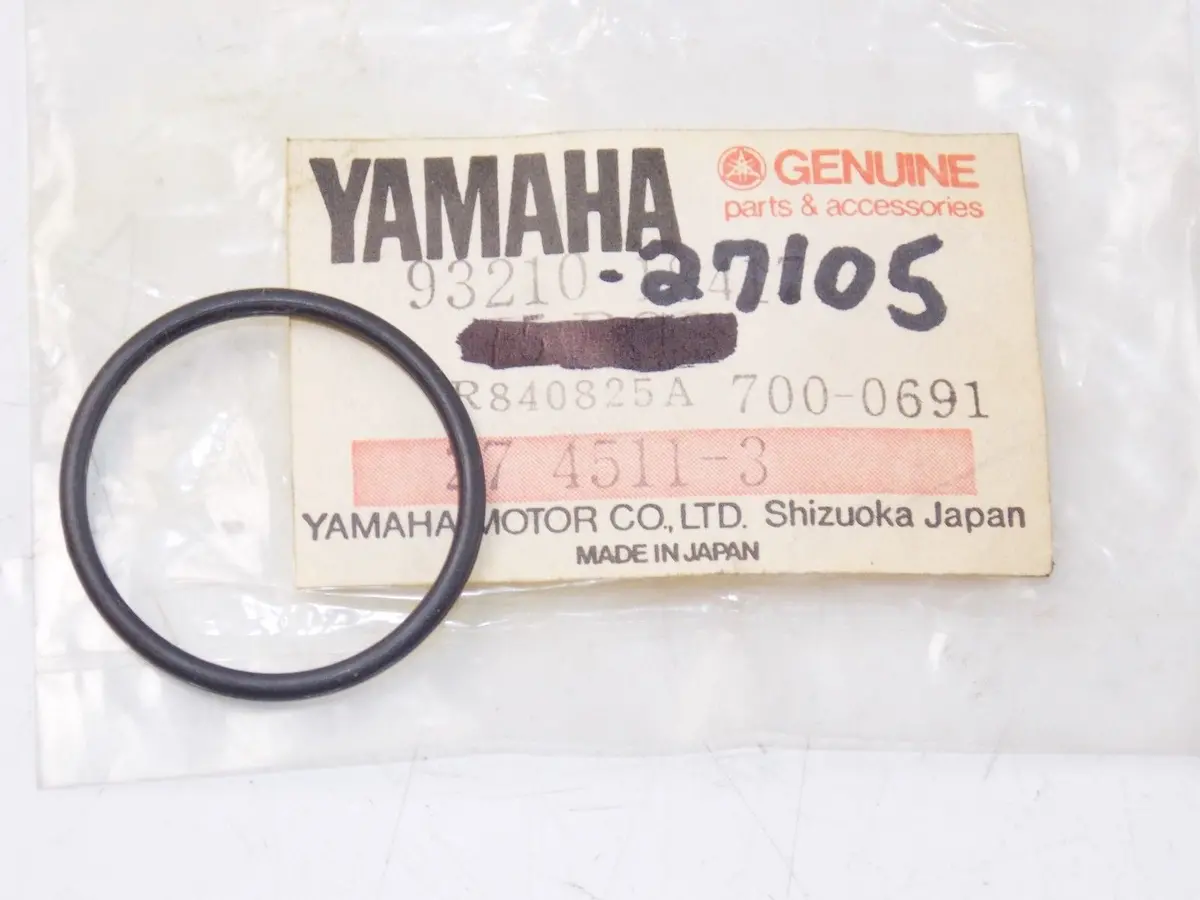 Nos Yamaha 1973-1981 Tz250d Tz250e Water Pump Rear Wheel O-Ring 93210-27105 1