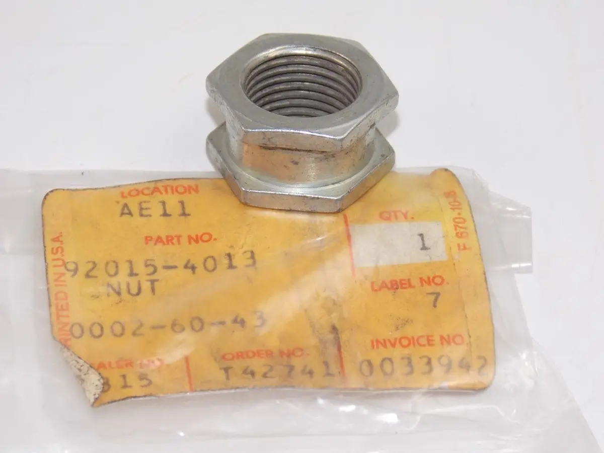 Nos Kawasaki 1981 1982 1983 Nut Lt200   92015-4013 1
