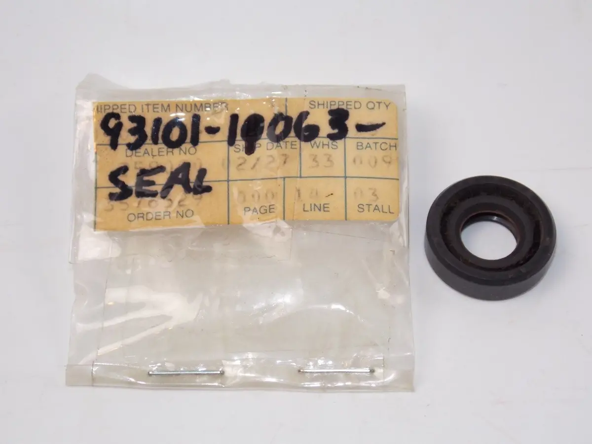Nos Yamaha 1973 1974 S-Type Oil Seal Tx750  93101-11063 1