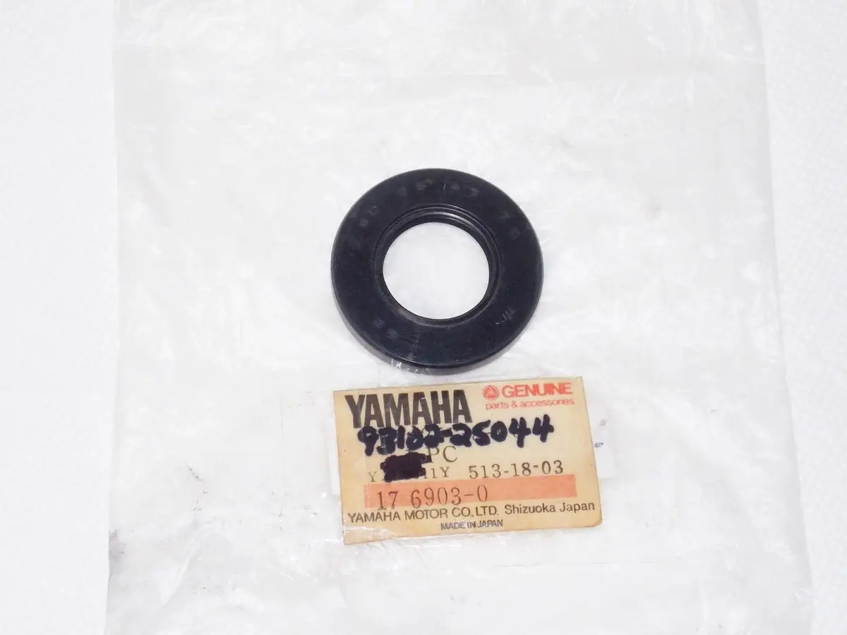Nos Yamaha 1968-2015 Xs1 Fzr6 Tmax Vstar Fzr1000tc Oil Seal Sd-Type 93102-25044 1