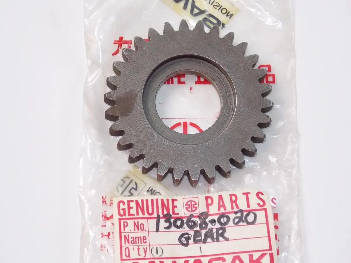 Nos Kawasaki 1970 1971 1972 Kickstarter Gear F5 F8 13068-020 1