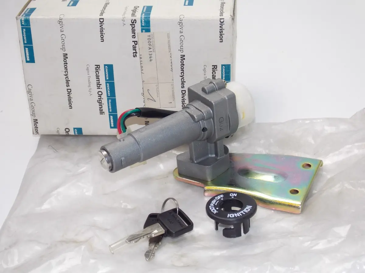 Nos 1993-97 Cagiva Passing 125 Scooter Handlebar Lock Ignition Switch Y00fa1344 1