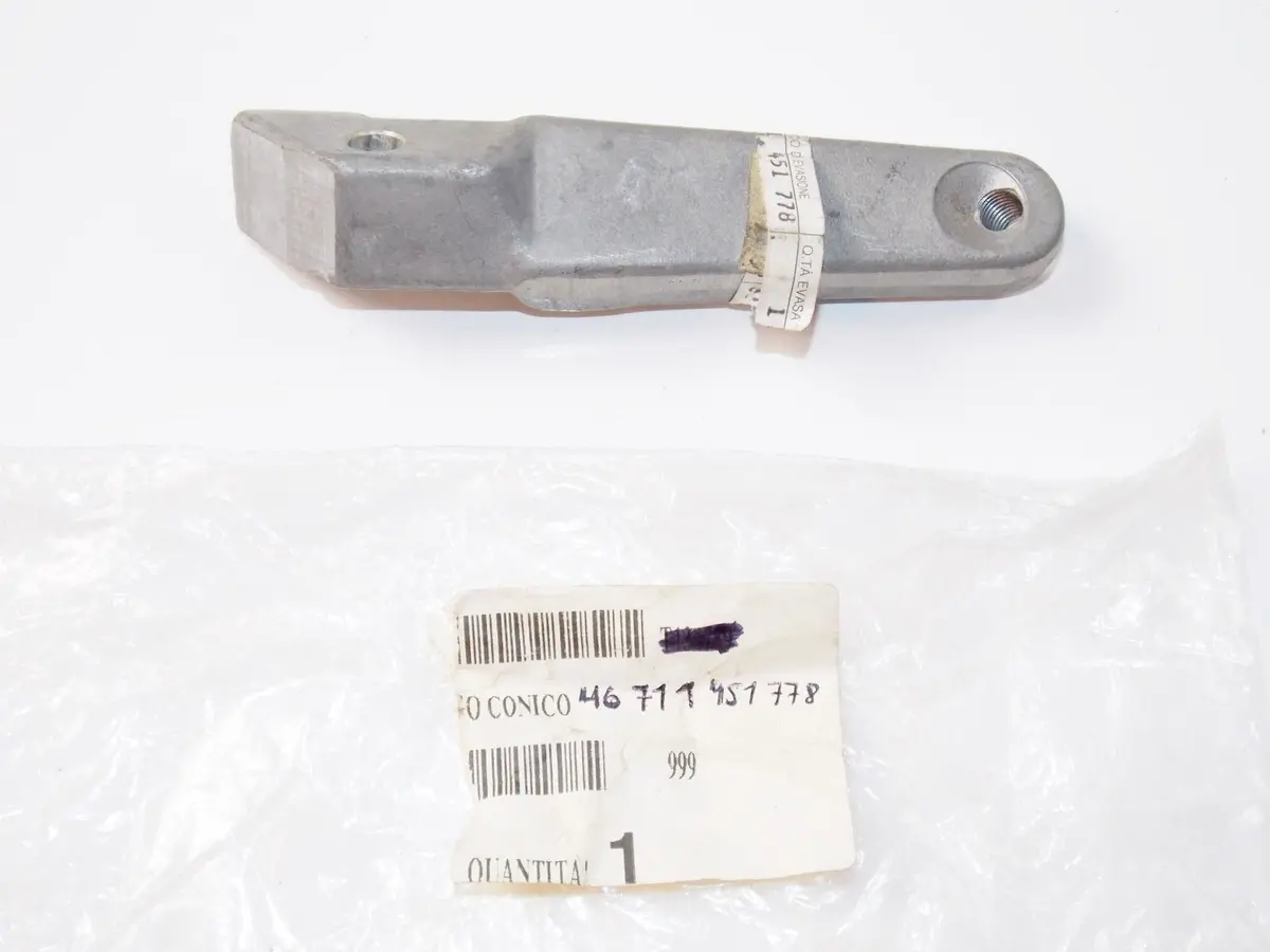 Nos Oem Bmw K100/Rt/Rs Footrest Right # 46711451778 1