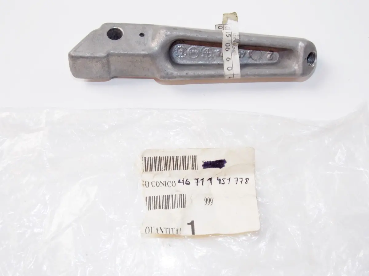 Nos Oem Bmw K100/Rt/Rs Footrest Right # 46711451778 2