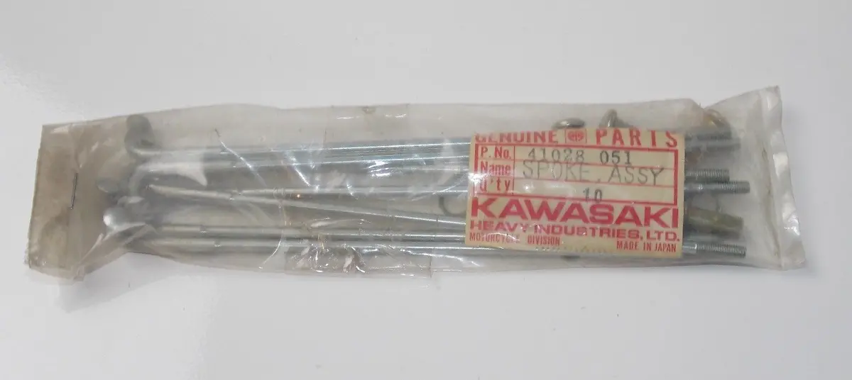 7 Spokes 8 Nipples Rear Outer Wheel Kawasaki 1973 1974 1975 F11 41028-051 1