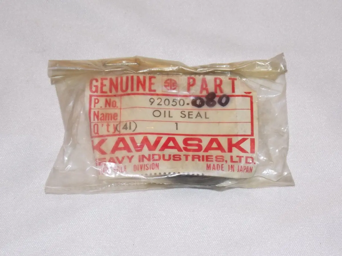 Nos Kawasaki 1977-1983 Oil Seal Kz650 Kz750 92050-080 1