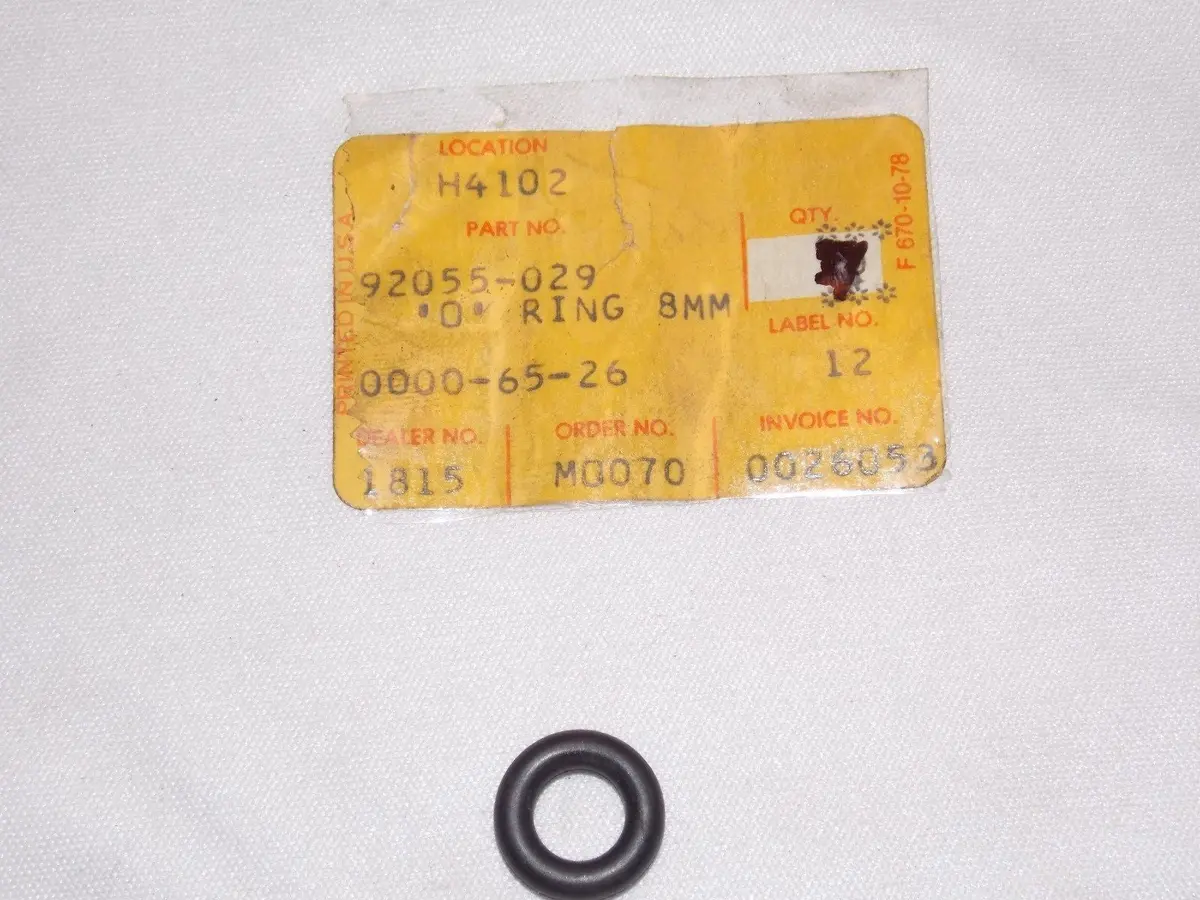 Nos Kawasaki 1966-2008 O-Ring 8Mm Ks125 Ke100 Kh100 Kd125 Vn1600  92055-029 1