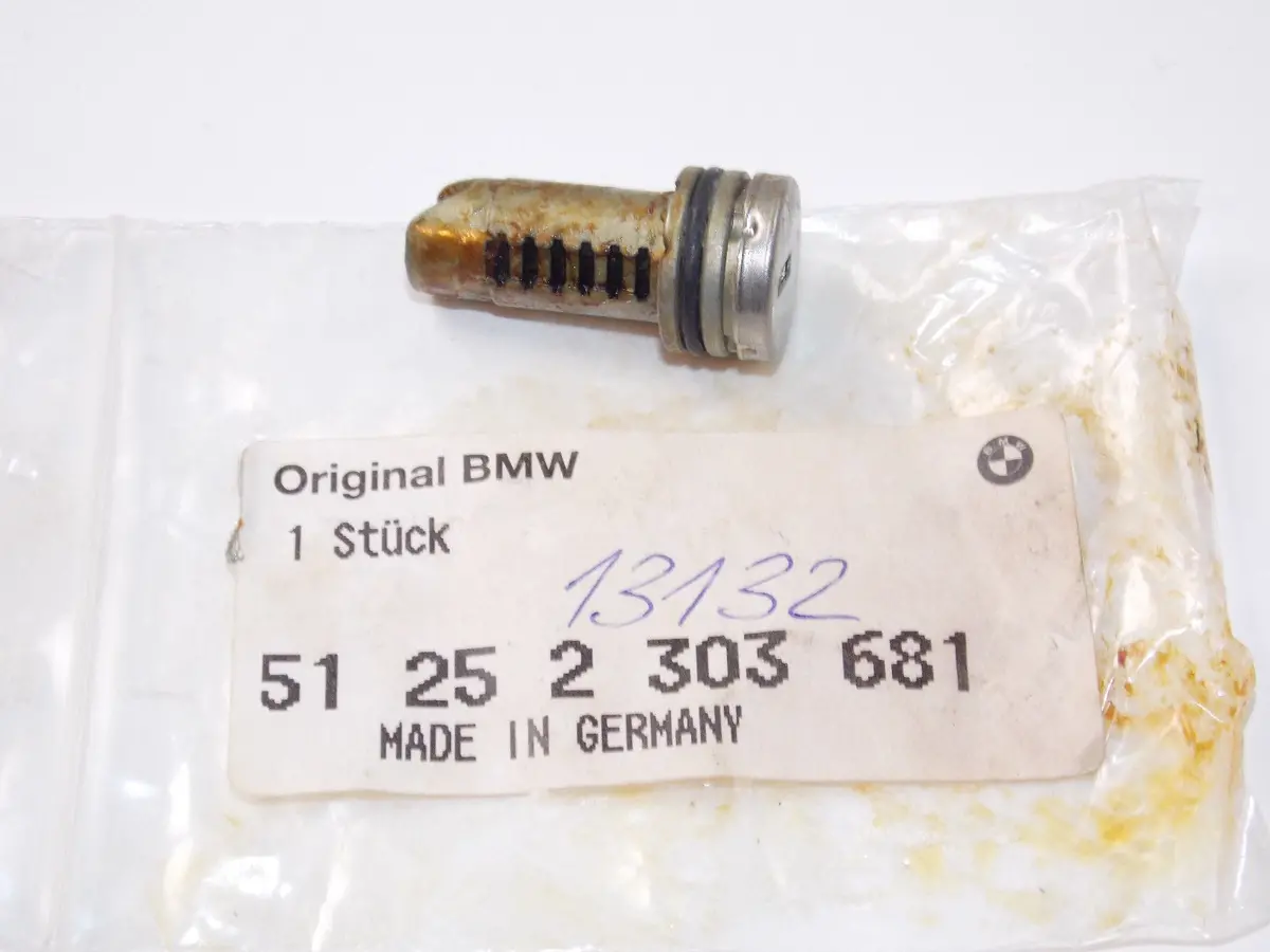 Nos Bmw Motorcycle Cylinder Lock Latch Luggage Suitecase 51252303681 Code 13132 1
