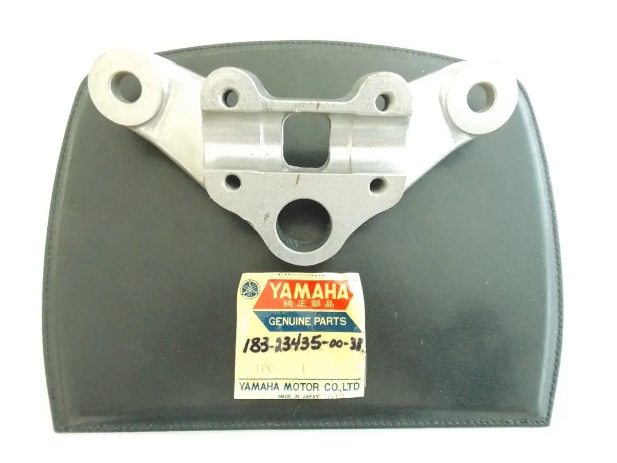 Nos Yamaha  1968 1969 1970 1971 Crown Handle Yas1 Hs1  183-23435-00-38 1