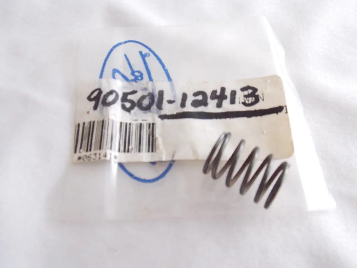 Nos Yamaha  1977-88 2006-2014 Compression Spring Xs750 Xj650 Fj600  90501-12413 1