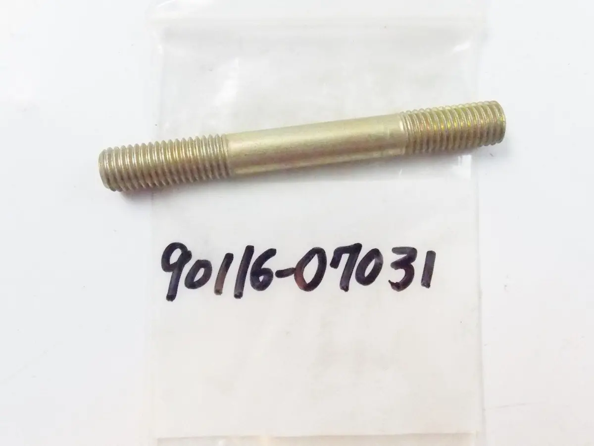 Nos Oem Yamaha 1975-1979 Cylinder Stud Bolt Yz80    90116-07031 1