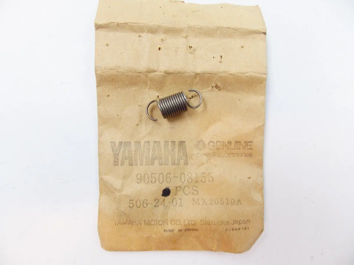 Nos Oem Yamaha  1977-2011 Right Wheel Bolt Ex340 Sr540 Ec340 Br250 90109-08559 1