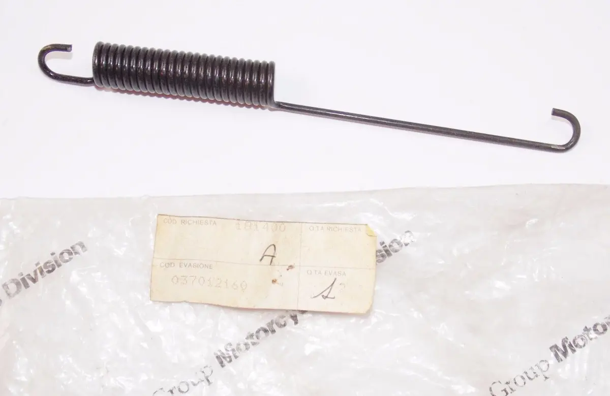 Oem Ducati '87 750/906 Paso/Europa 91-92 907 I.E. Central Stand Spring 037012160 1