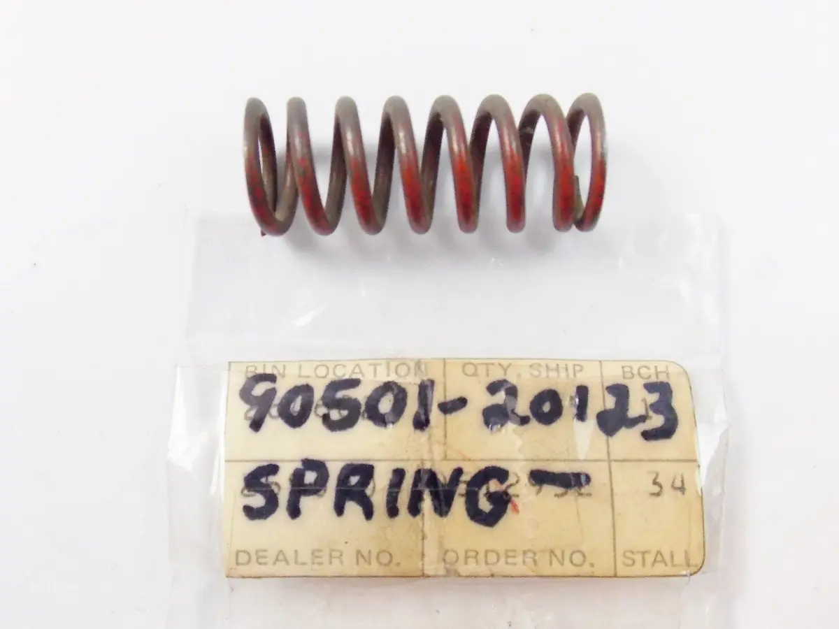 Nos Oem Yamaha  1975 Compression Spring Ta125  90501-20123 1