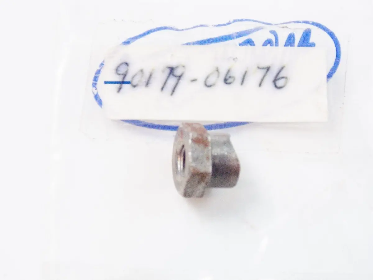 Nos Oem Yamaha  1966-74 1976-77 1981-2012 Special Shape Nut Ytm225  90179-06176 1
