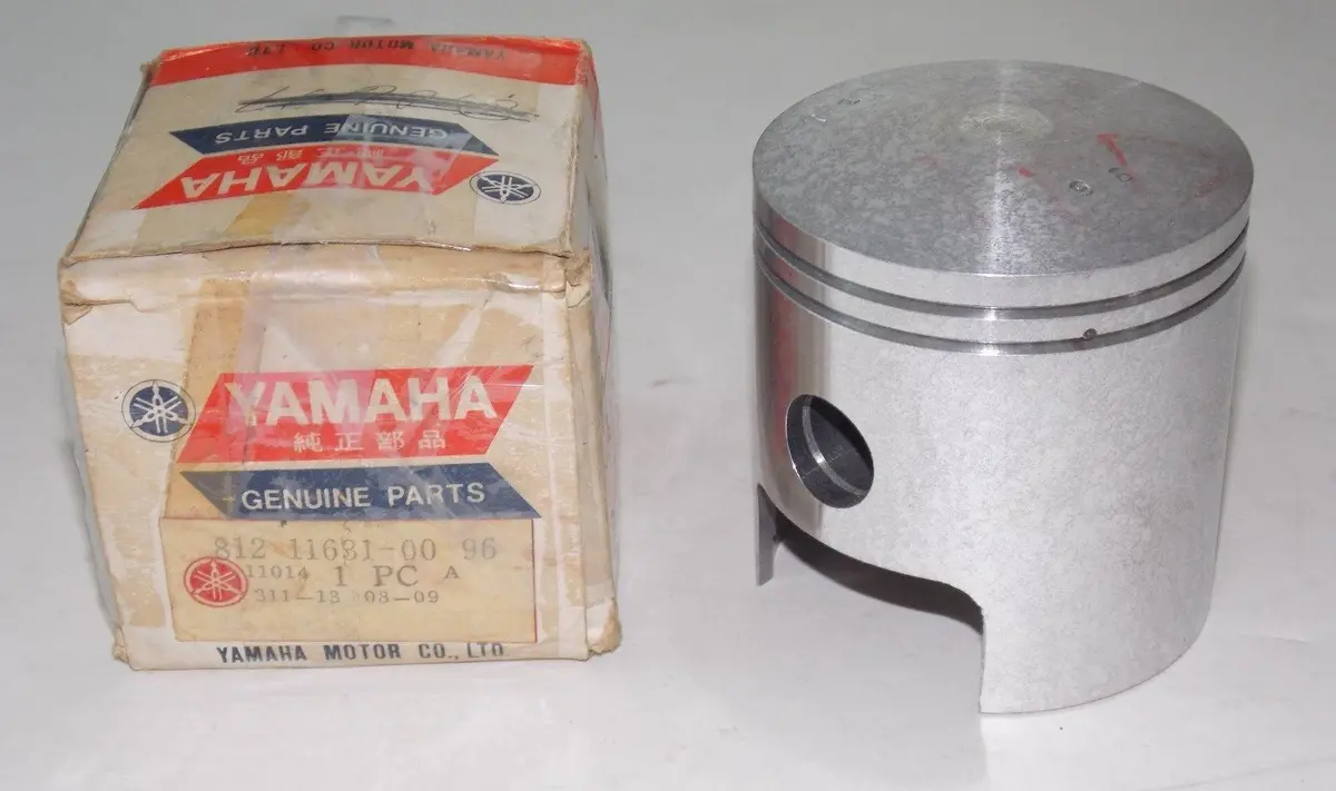 Nos Oem Yamaha  1971 1972 1973 Piston Std Sl292  812-11631-00-96 1