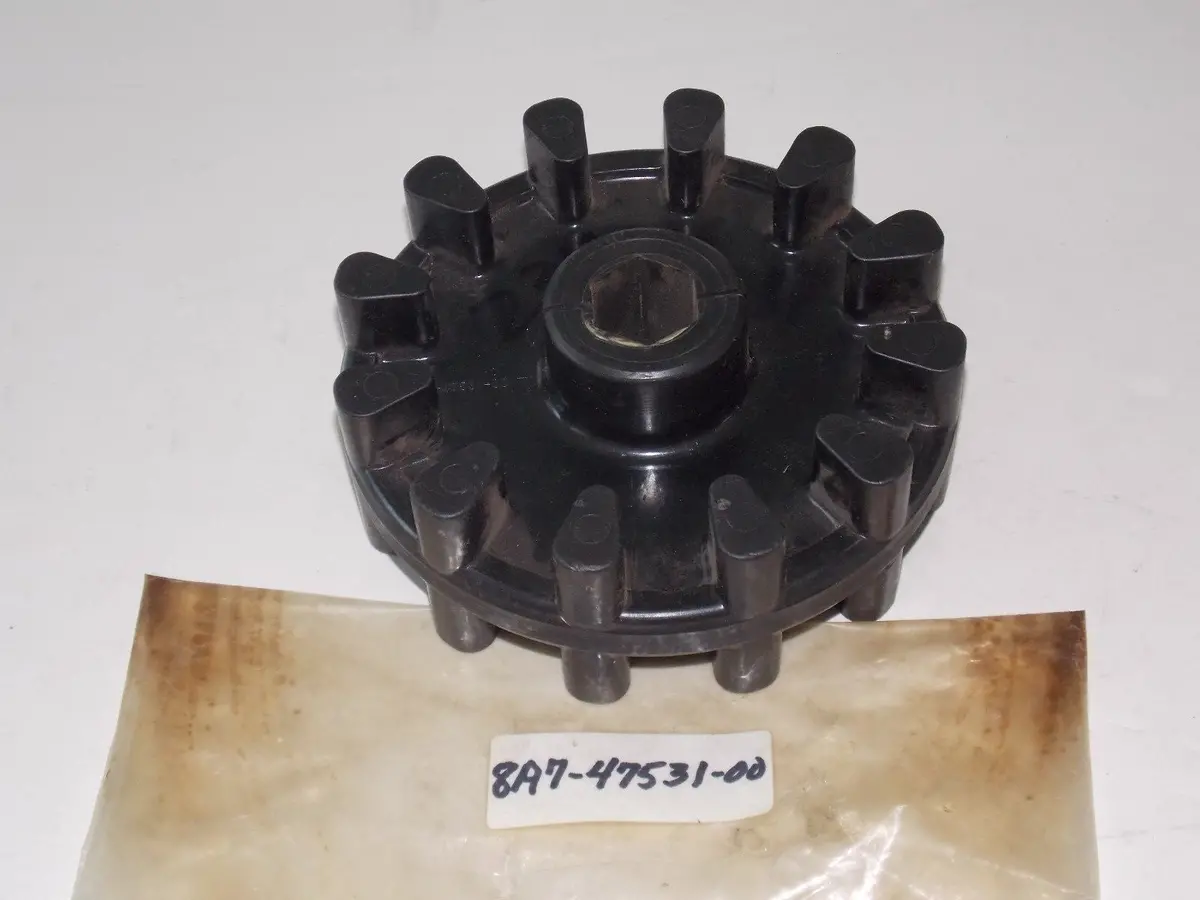 Nos Oem Yamaha 1977 1979 1980 Sprocket Wheel 1 Ec540 Srx440   8A7-47531-00 1