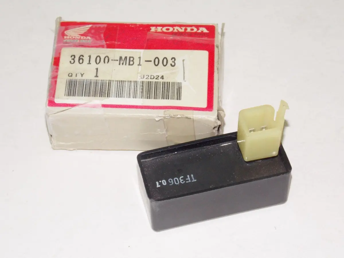 Nos Oem Kawasaki 1982-2014 Swing Arm Cap Klx300 Br250 Kx125/250/500  11012-1259 1