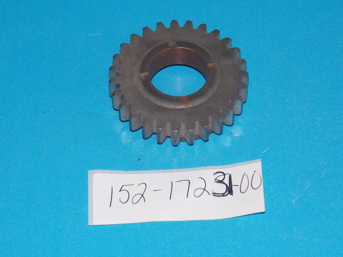 Nos Yamaha 1962-1966 Transmission 2Nd Wheel Gear Yds2 Yds3   152-17221-00 1