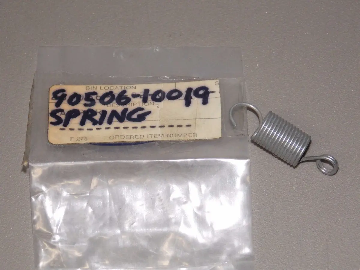 Nos Yamaha  1969-1976 Tension Spring Rd200 Ta125 Dt125 At1 As2  90506-10019 1