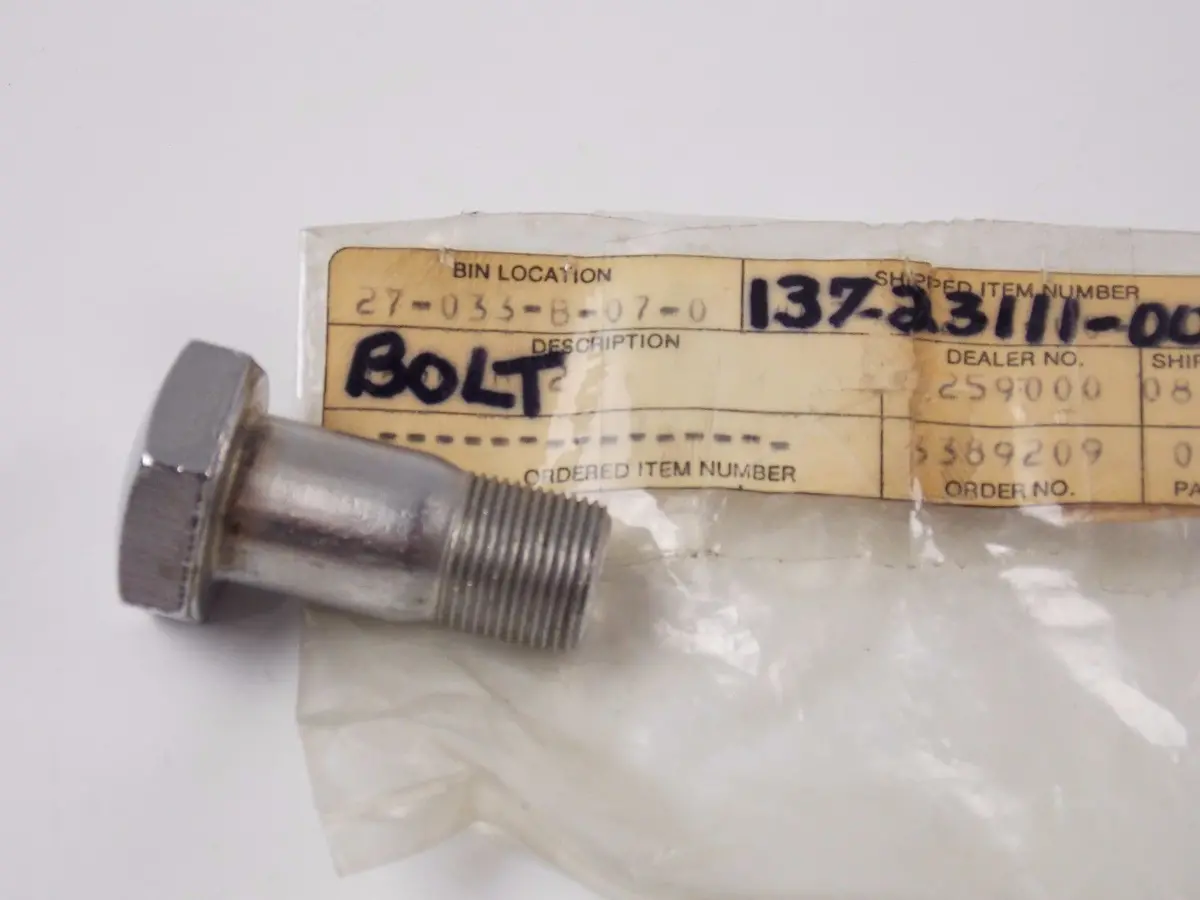 Nos Yamaha  1964/65/66 1968 1971 Fork Bolt - Cap Ya6 Ycs1 Cs3  137-23111-00 1