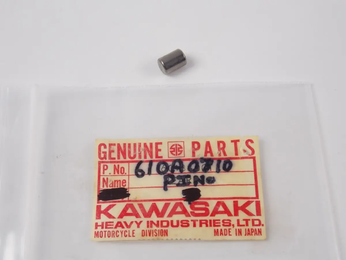 Nos Oem Kawasaki 1966-1976 Dowel Pin 7X10 Kv100 A1/7 C2 F3/4 G3/4/5  610A0710 1