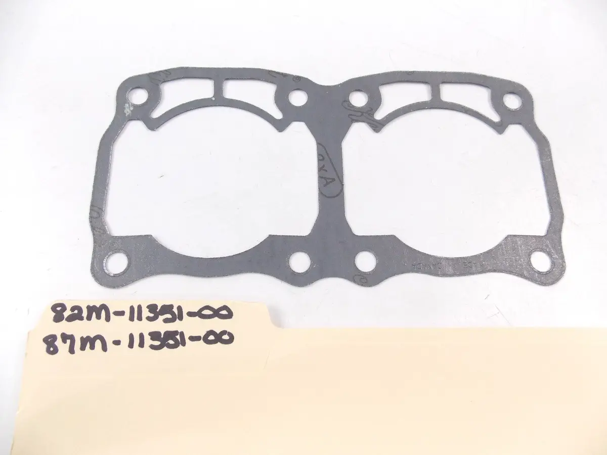 Nos 1987-1989 Yamaha Gasket Base Ex570  82M-11351-00/87M-11351-00 1