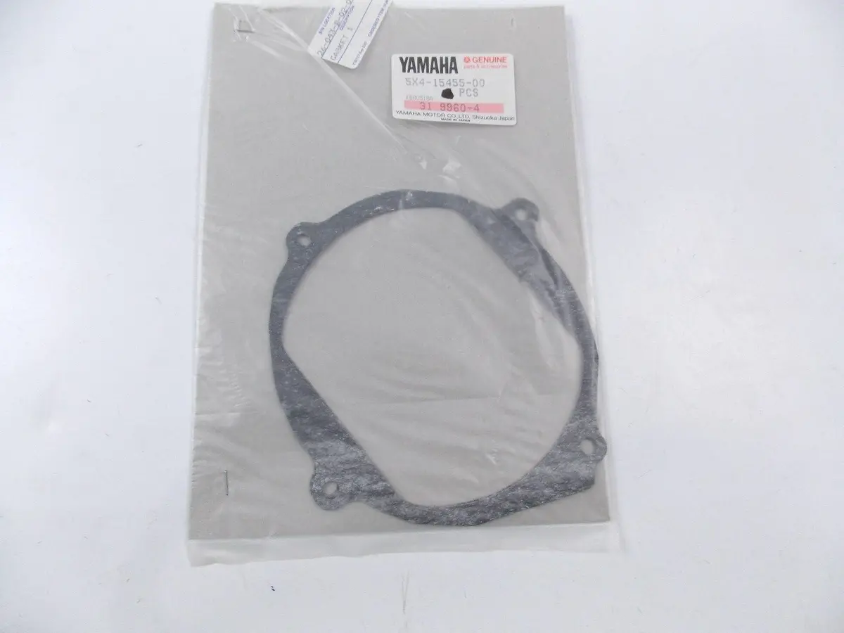 Nos Oem 1982-1985 Yamaha Crankcase Cover Gasket Yz125    5X4-15455-00 1
