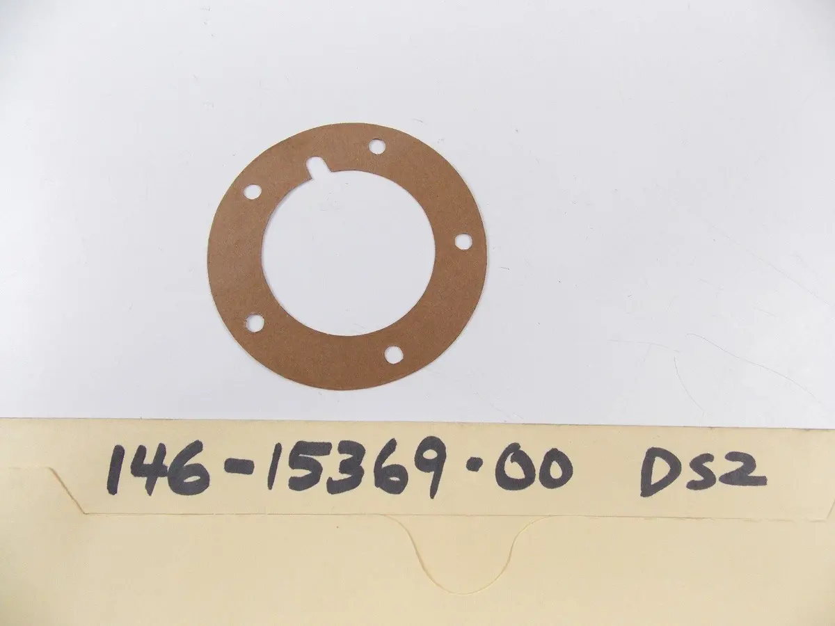 Nos 1962-1965 Yamaha Oil Seal Housing Gasket Yd3 Ds2  146-15369-00 1