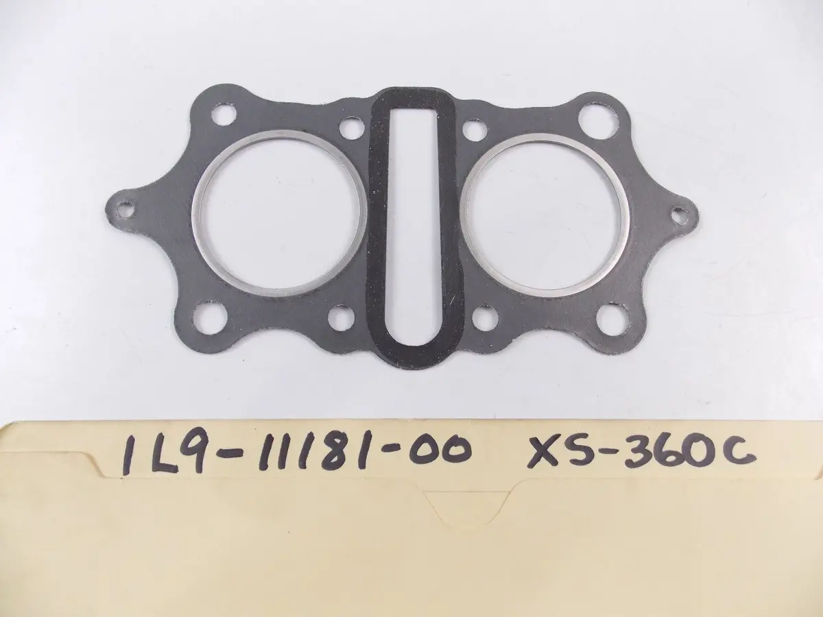 Nos 1976 1977 Yamaha Cylinder Head 1 Gasket Xs360  1L9-11181-00 1