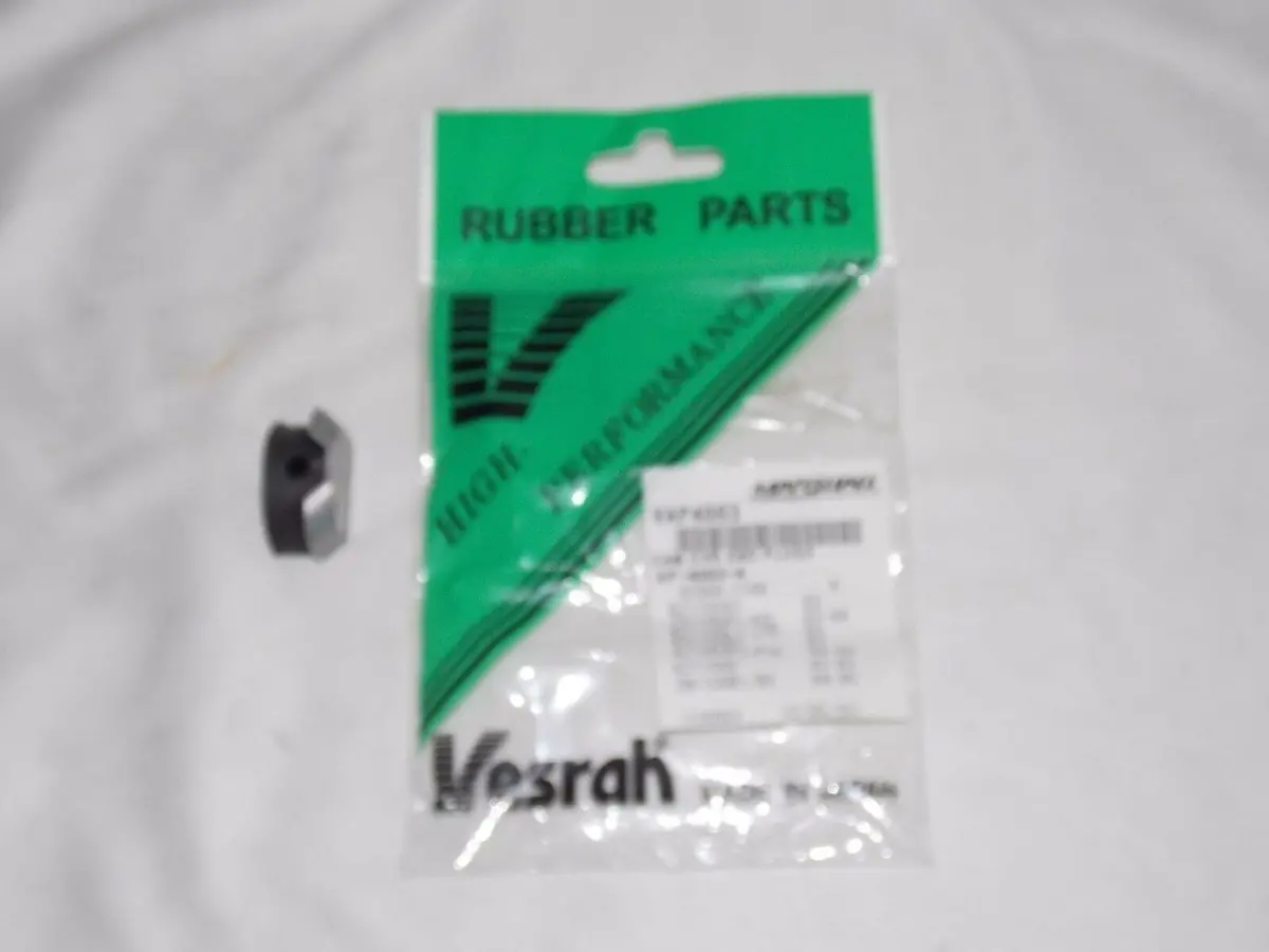 Nos Kawasaki 1981-2000 Cylinder Head Cover Plug Kz1000/1100 Zn1100 92066-1106 1