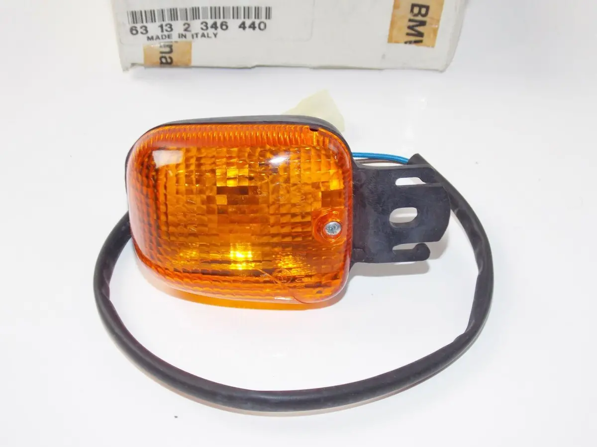 Nos Oem Bmw 1994 E 169 F 650 Turn Indicator Part # 63132346440 1