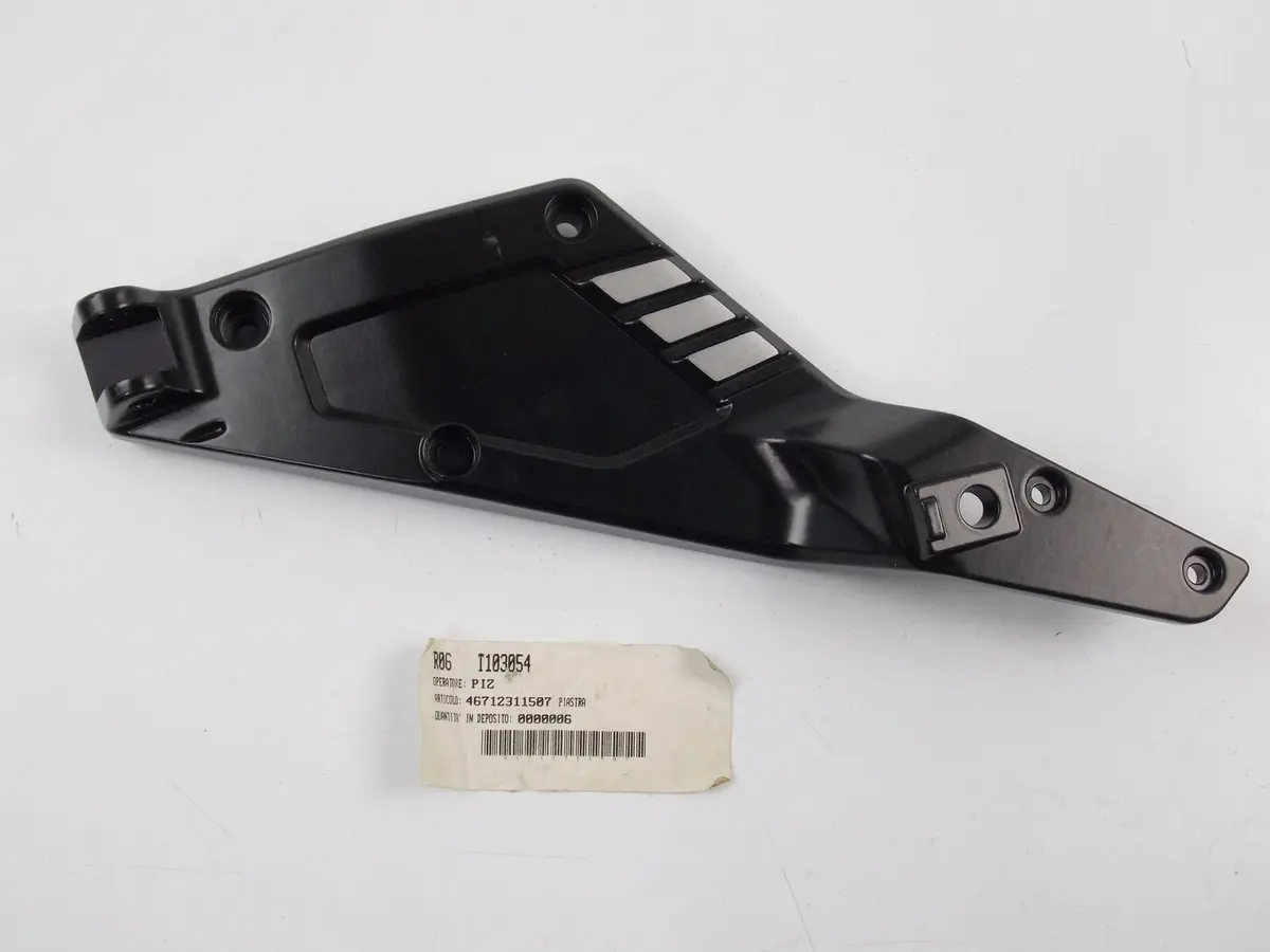 Oem Bmw 1991-1992 K100rs 1992-1997 K1100lt Lh Footpeg Plate Support 46712311507 1