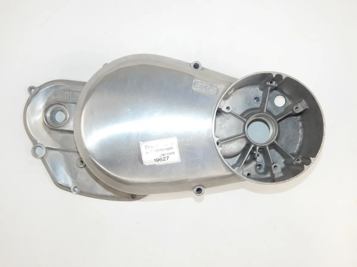Oem 1970'S Suzuki Gt380 Gt550 Engine Motor Crankcase Right Cover "3Szz153" 1