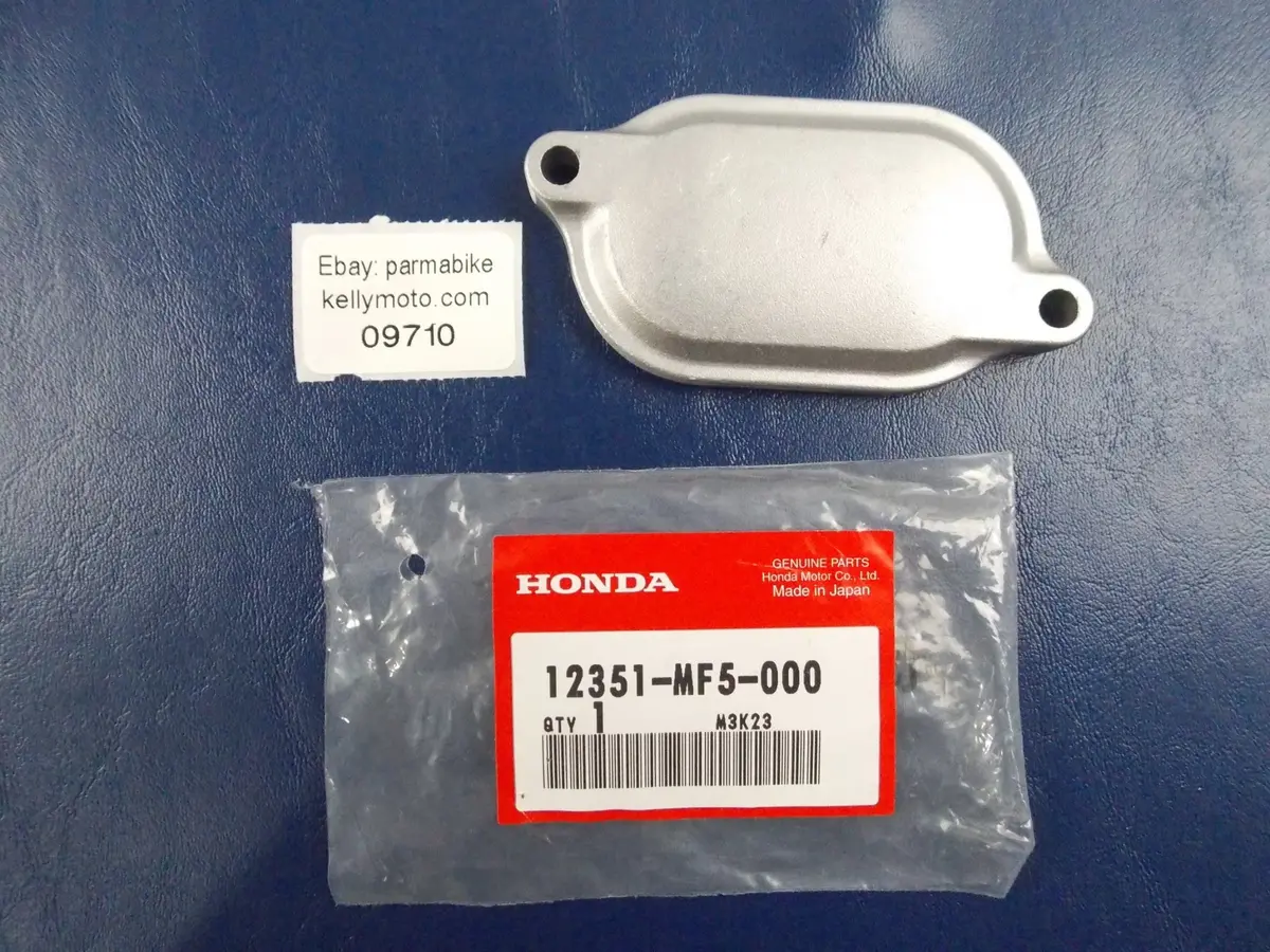 Nos Oem Honda 1983-1986 Vt500 Cover Tappet Adjusting Holder 12351-Mf5-000 1