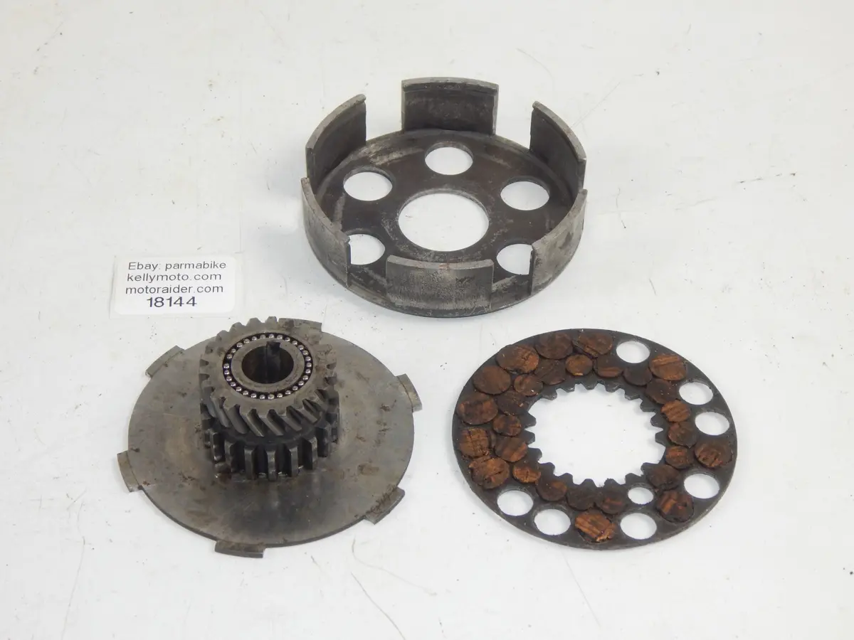 1951 Vintage Vespa Piaggio 125 V32m Mortor Engine Clutch Basket Plate Gear 1