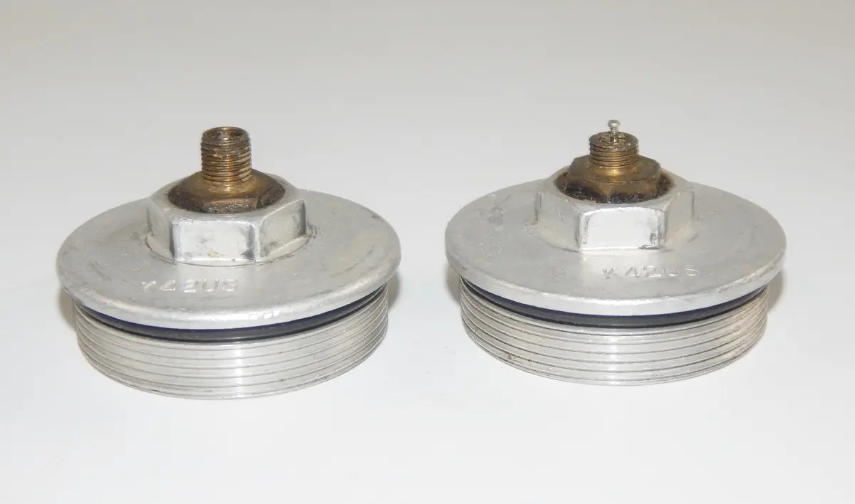 1 Pr Motorcycle Front Fork Tube Top Cap Plug Stamped 85.4 K42us Bmw Suuki Yamaha 2