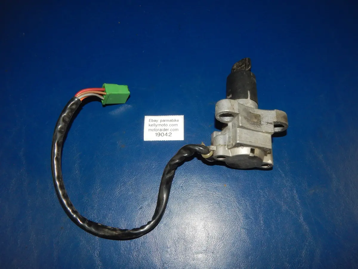 1993 Suzuki Bandit Gsf 400 Ignition Cylinder Lock+Key Vintage Japan 1