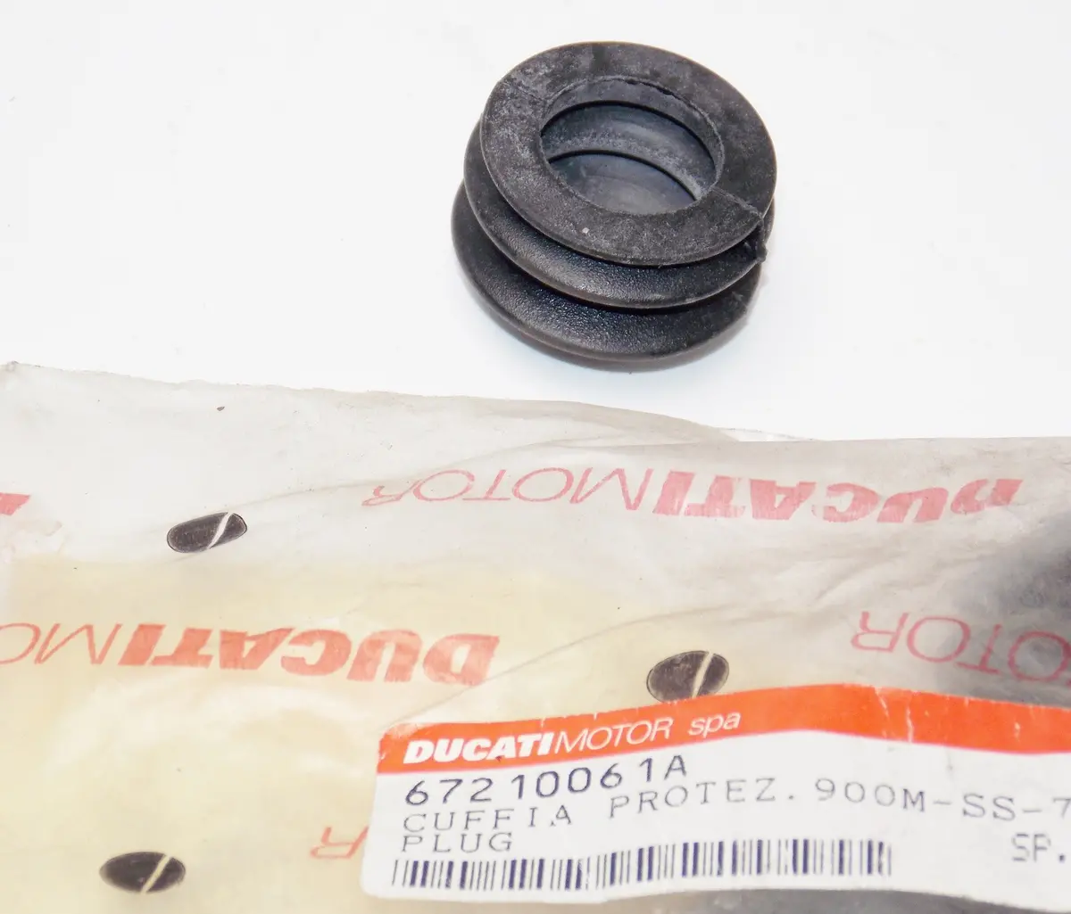 Nos Oem Ducati 2000 996B 2001 996Rs Rubber Clutch Rod Protector 67210061A 1