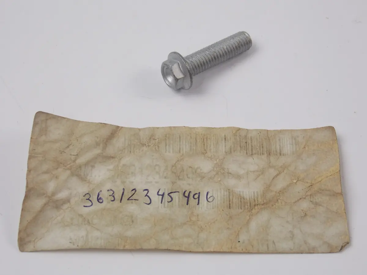 Nos Oem Bmw 1997 1998 1999 2000 F650 Rear Wheel Hex Bolt M8x30 36312345496 1