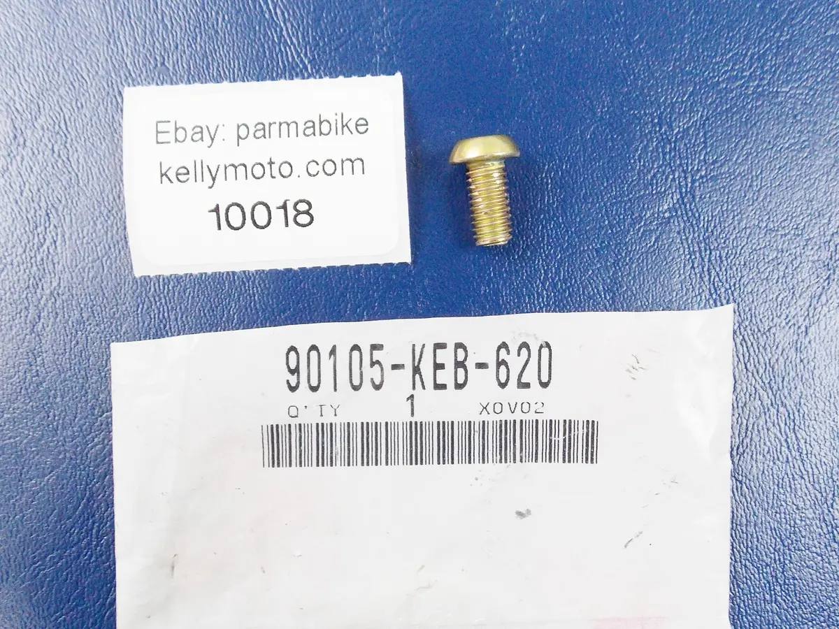Nos Oem Honda Gl1800/Vtx 300 800 Bolt One Way 6X12 90105-Keb-620 1