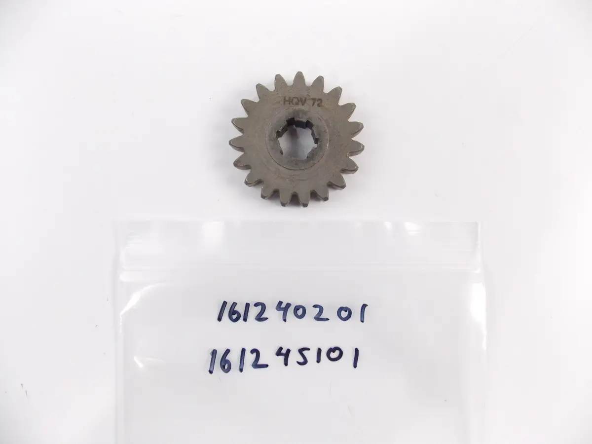 Nos Oem 1972 Husqvarna Cr Wr 125 Gear Wheel 19T 161240201 161245101 1