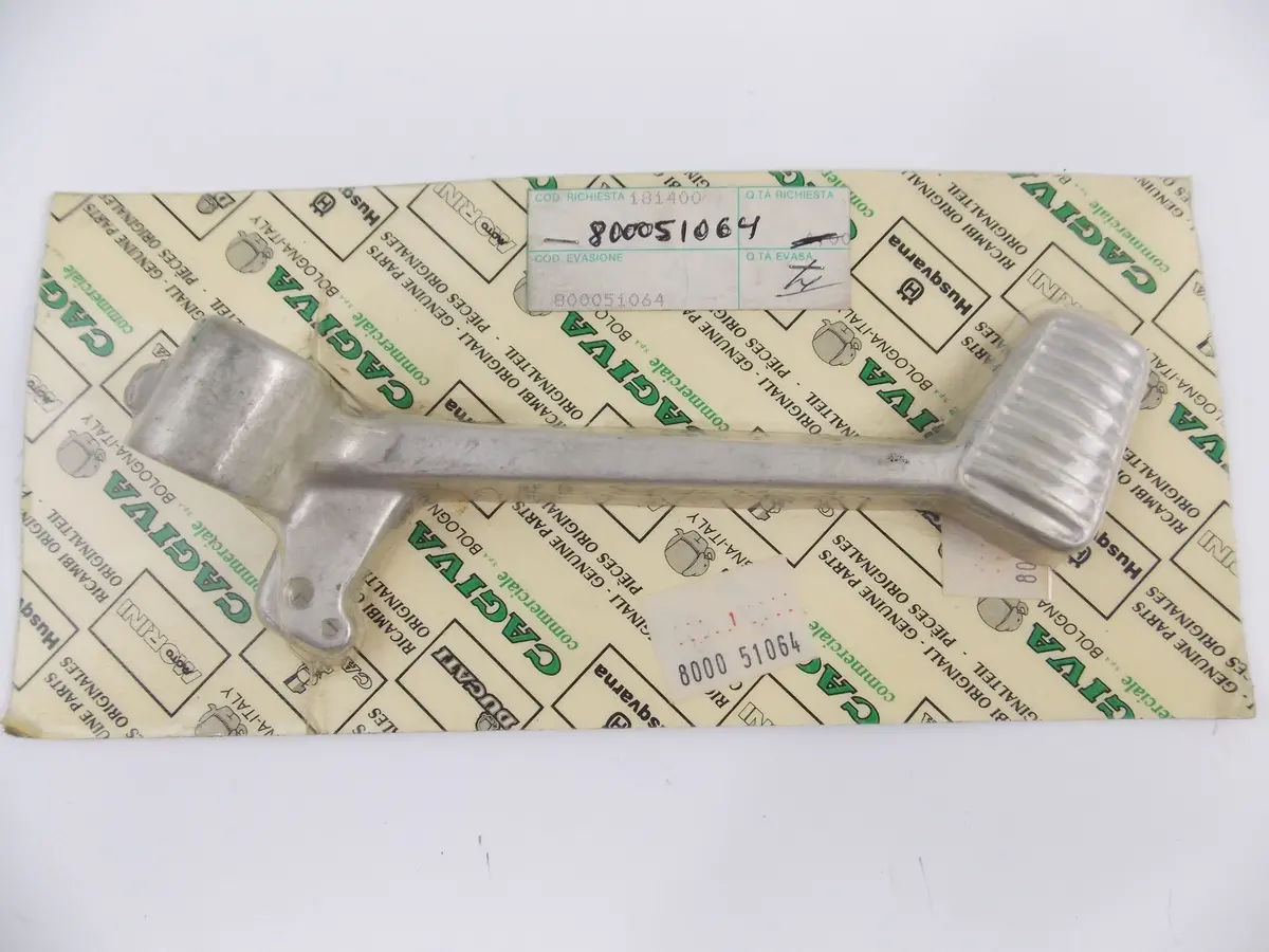 Nos Oem Cagiva 1987 Aletta Oro 125-S2 Rear Wheel Brake Pedal Lever 800051064 1