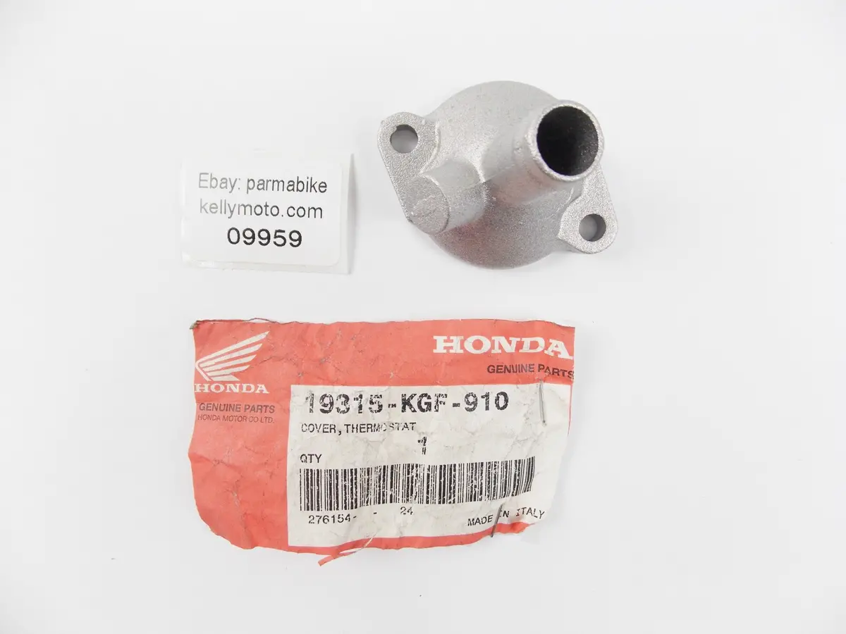 Nos Oem Honda 2001-2012 Fes125 Cover, Thermostat 19315-Kgf-910 1