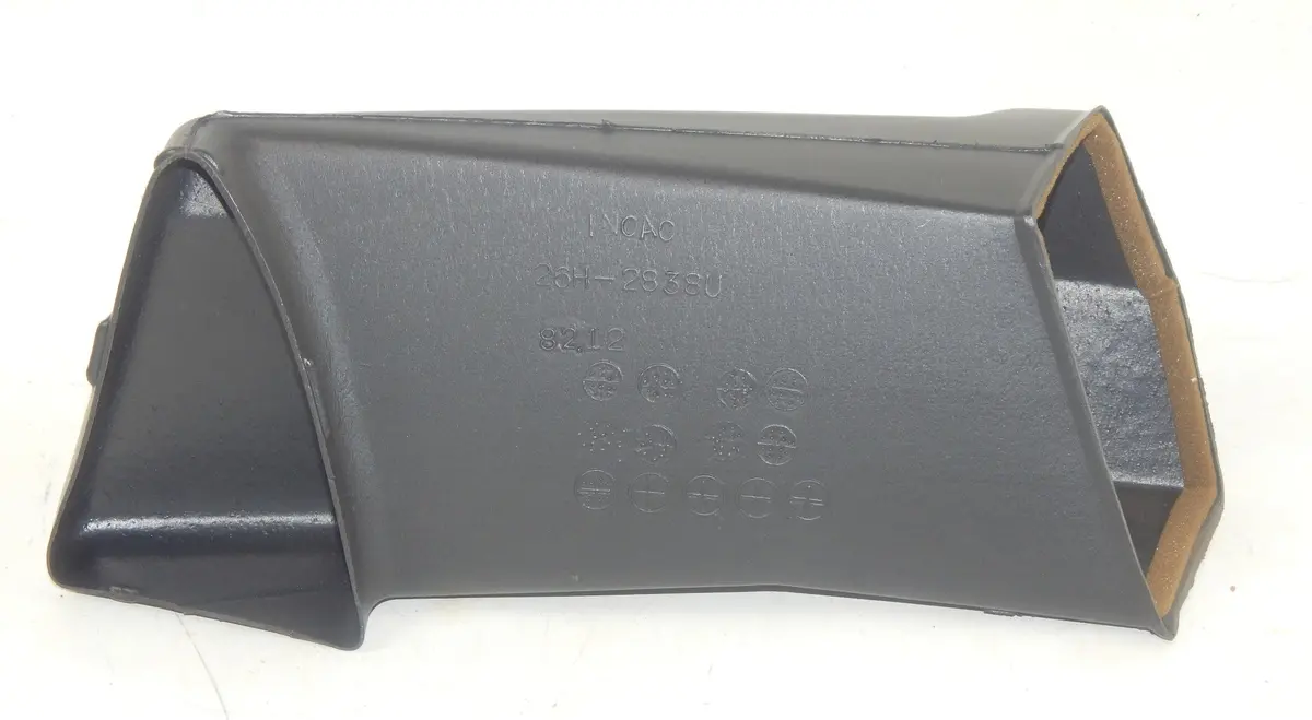 Oem Yamaha 1983-1985 Xvz12 Xvz13 Air Duct #4 26H-2838U-01 2