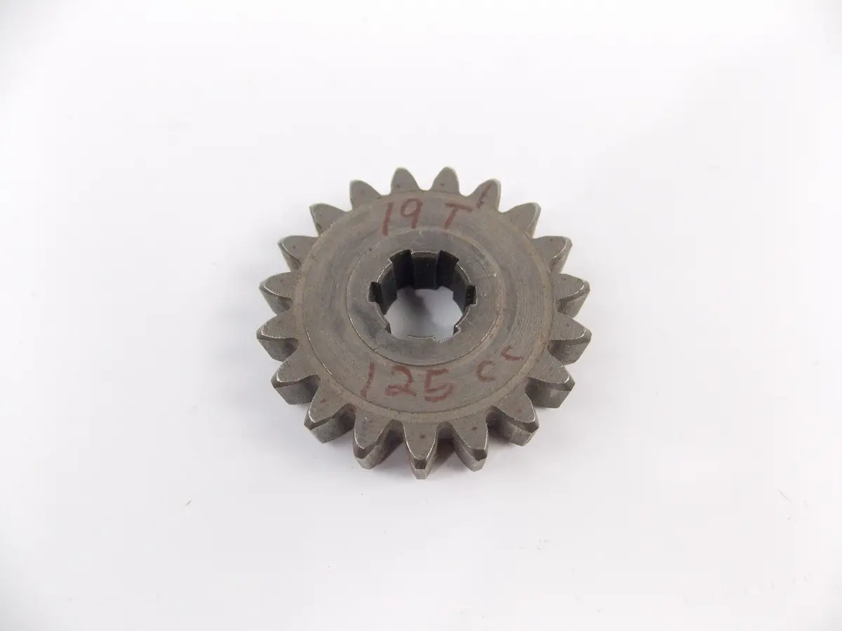 Nos Oem 1972 Husqvarna Cr Wr 125 Gear Wheel 19T 161240201 161245101 2