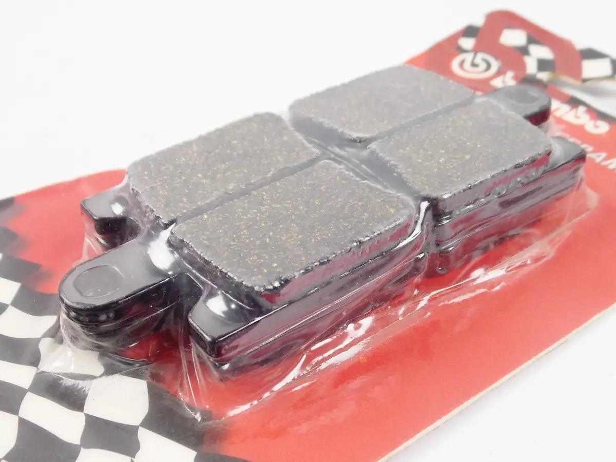 Brembo 2002-16 Kawasaki Sc250 Daelim Otello Burgman Brake Pads 07037 2